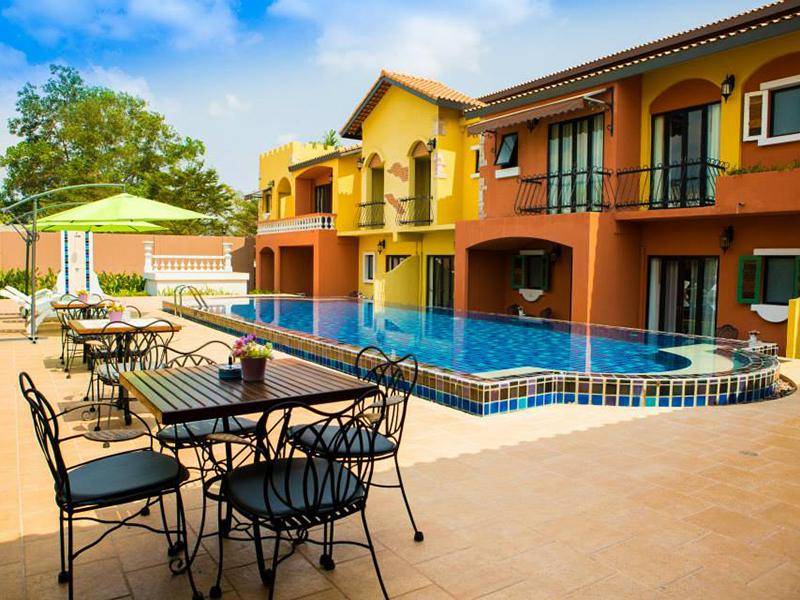 โฮเท็ล ทรอสคานา ตราด