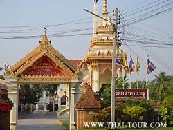 ทางเข้าวัด