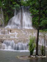 น้ำตกไทรโยคน้อย (น้ำตกเขาพัง)