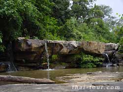 น้ำตกเทพพนา