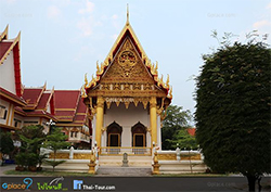 วัดกลาง