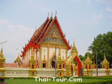 วัดศรีเทพฯ ด้านในอุโบสถมีพระแสงเป็นพระประธาน