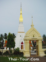 ทางเข้าพระธาตุ