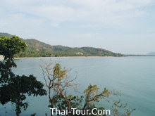 อ่าวขนอม