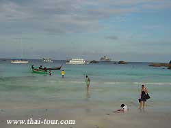 ชายหาดเกาะแปด