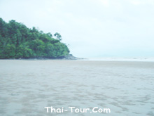 Hat Praphat or Hat Hin Thung