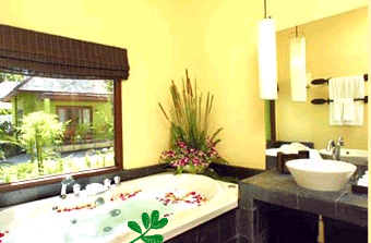 Jacuzzi Baths in Deluxe Villa