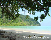 หาดไม้งาม หมู่เกาะสุรินทร์