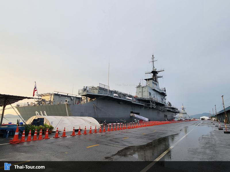 เรือจักรีนฤเบศร