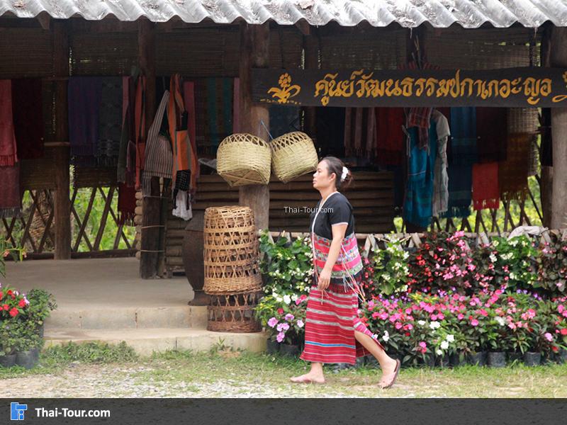 ปกากะญอ บ้านวัดจันทร์