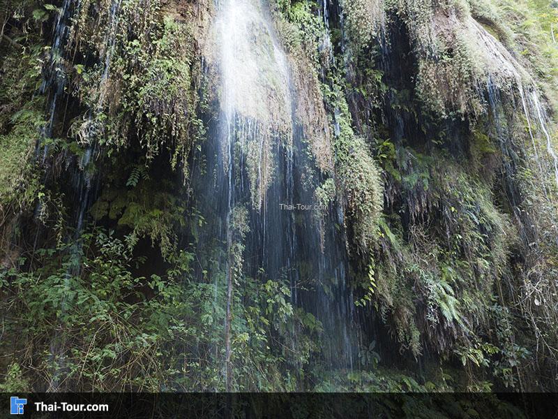 น้ำตกผาร่มเย็น