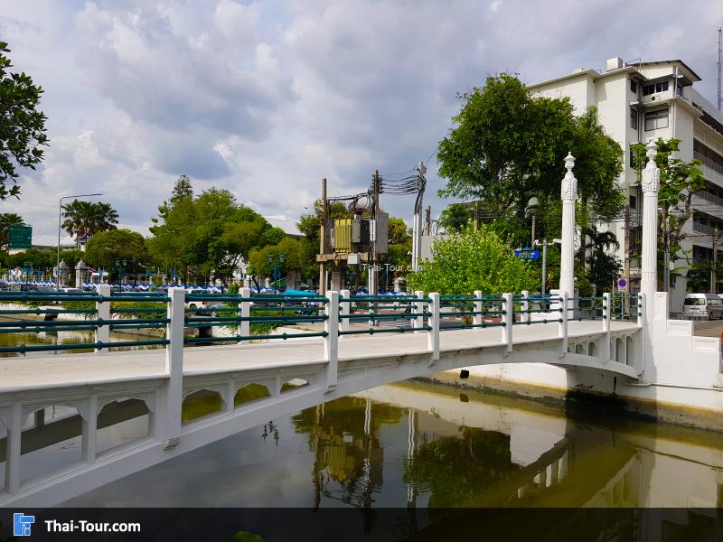 สะพานปีกุน