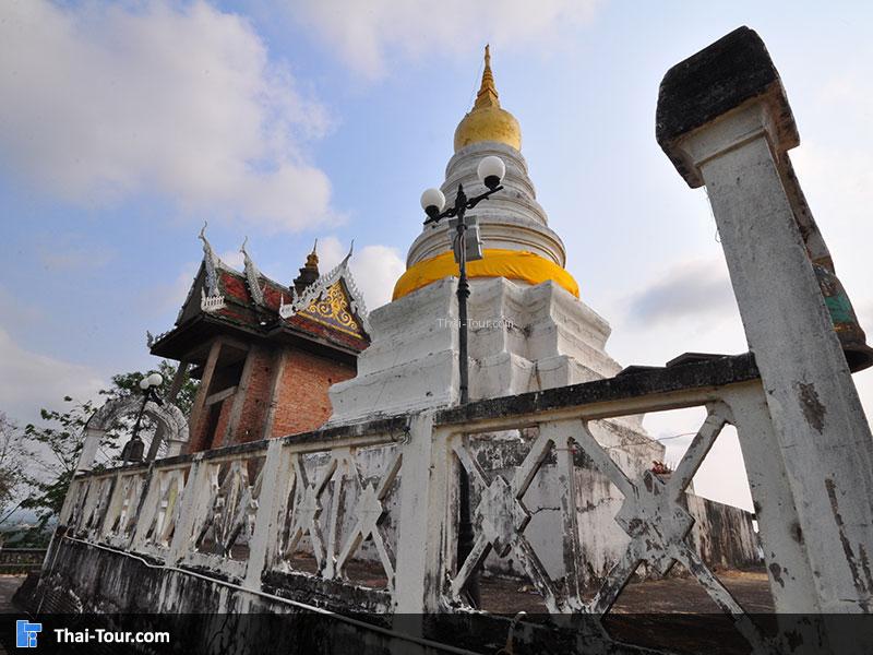 เจดีย์ยอดเขาพลอยแหวน