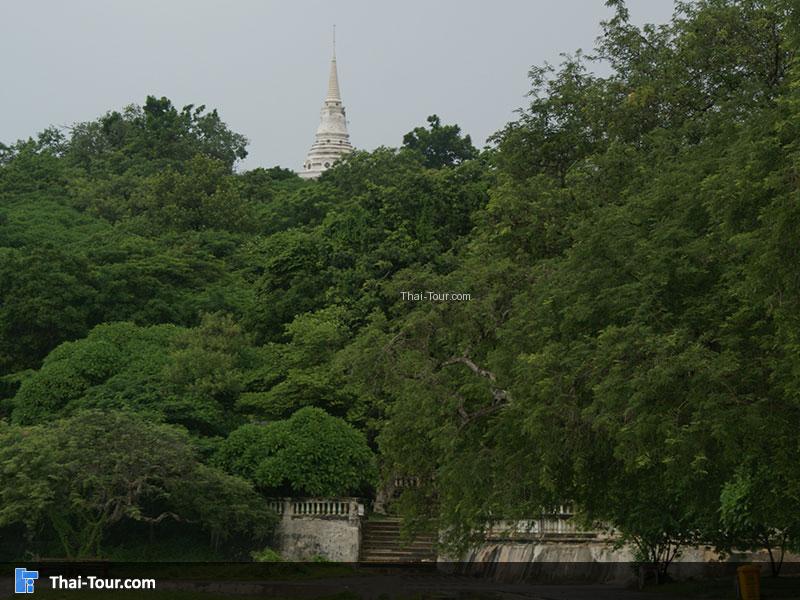 บริเวณพระราชฐานเก่า