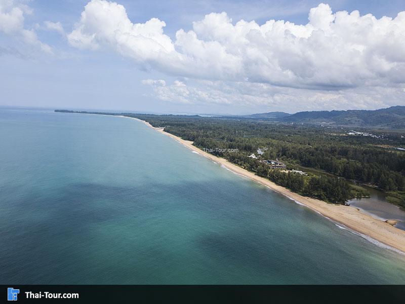 หาดคึกคัก