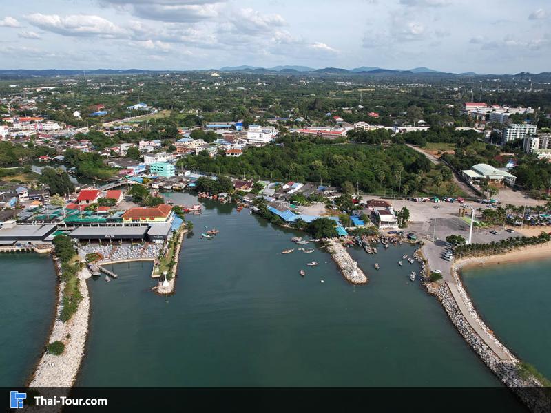 หาดบ้านอําเภอ