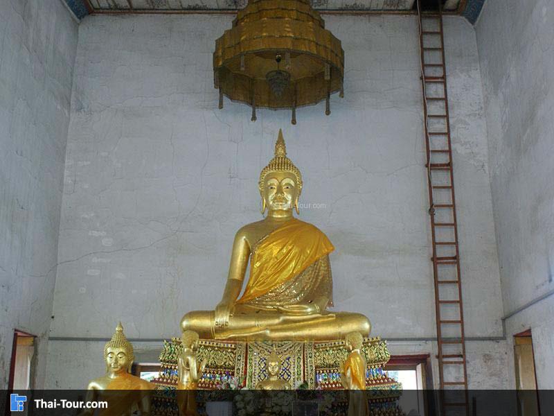 วัดเสาธงทอง