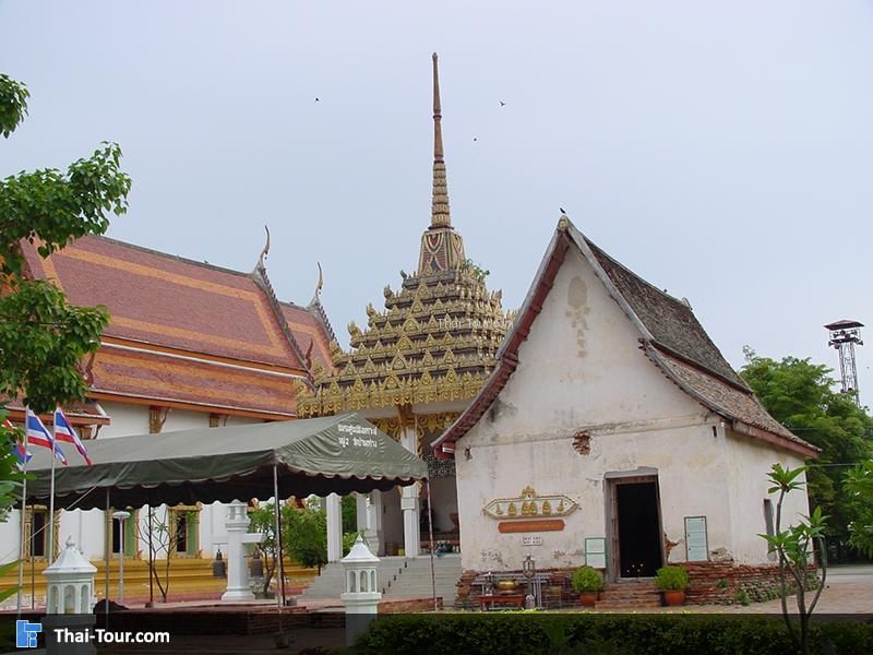 อุทยานมัจฉาวัดบ้านกร่าง