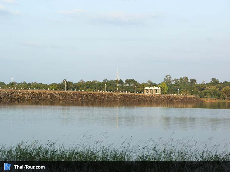 เขื่อนสิรินธร