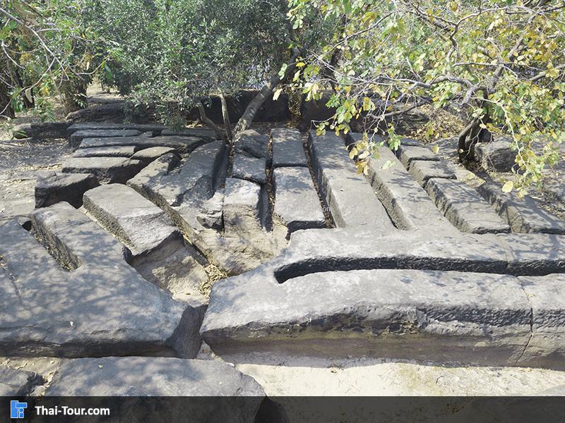 แหล่งหินตัด