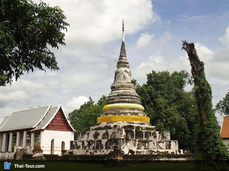 วัดพระฝางสวางคบุรีมุนีนาถ