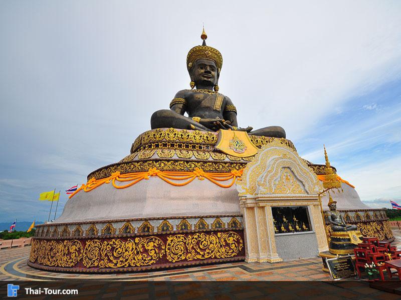 พุทธอุทยานเพชบุระ