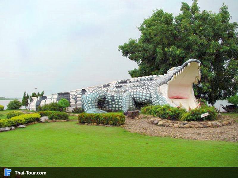 รูปปั้นพญาชาละวัน