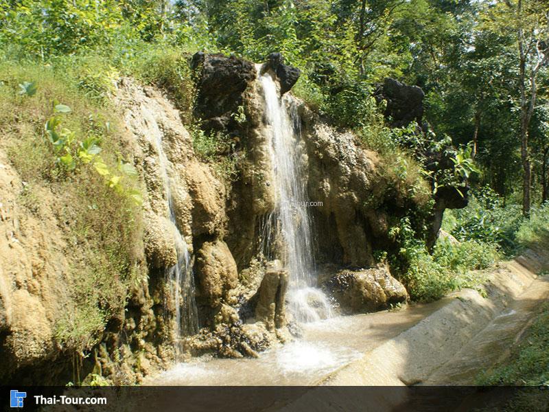 น้ำตกทีมอโบ