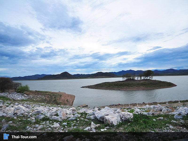 อ่างเก็บน้ำปราณบุรี