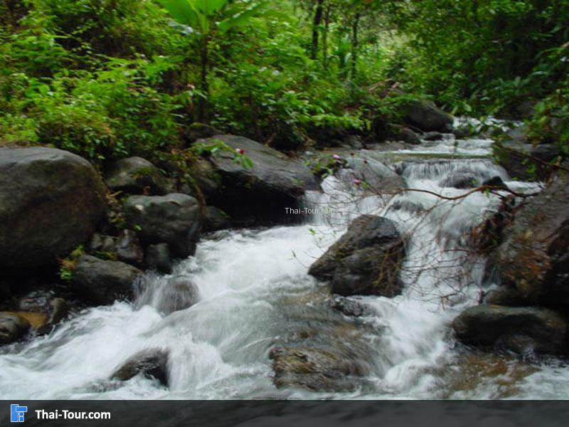 น้ำตกโตนเพชร