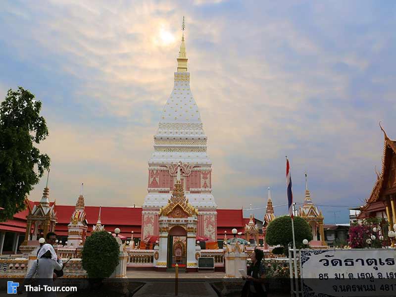 พระธาตุเรณูนคร