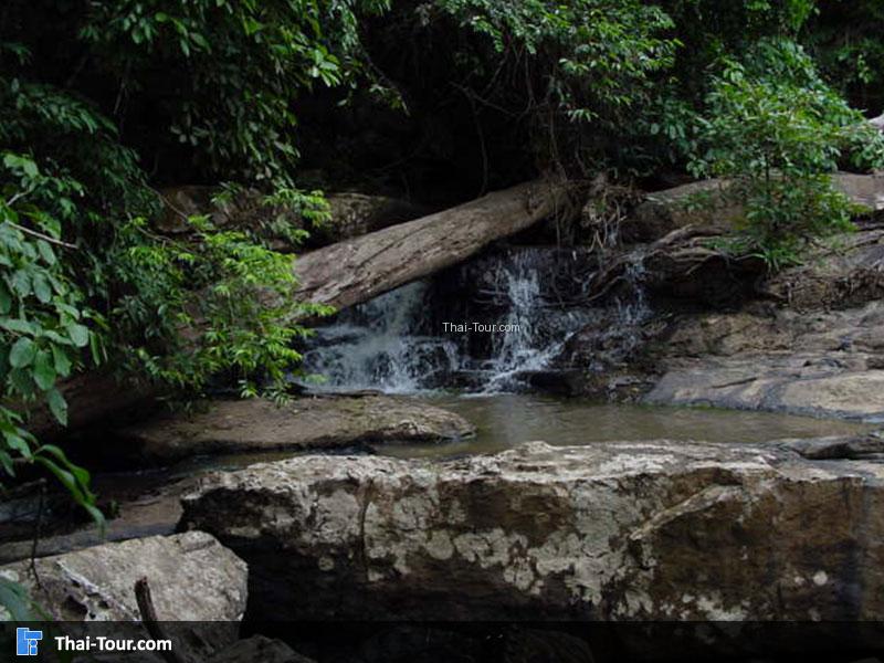 น้ำตกเทพพนา