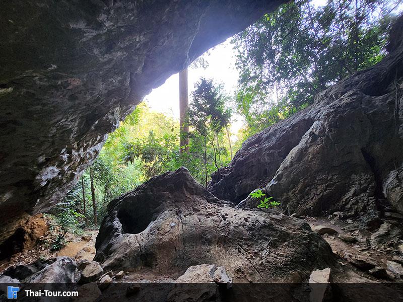 วนอุทยานถ้ำผาตูบ