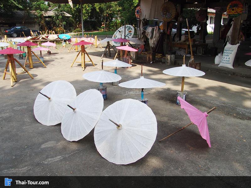 หมู่บ้านทำร่มบ่อสร้าง