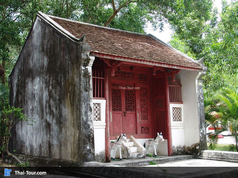 เก๋งจีนวัดประดู่ และ วัดแจ้ง