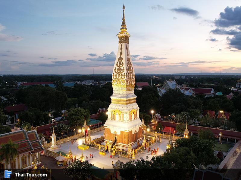 วัดพระธาตุพนม