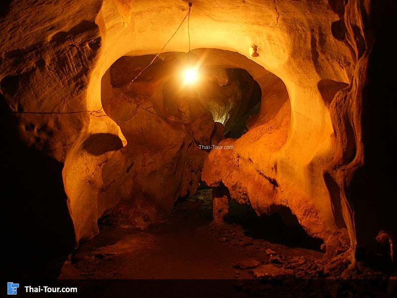 ถ้ำแก้วสวรรค์บันดาล