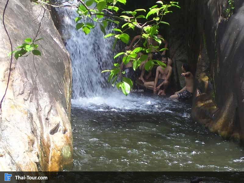 อุทยานแห่งชาติน้ำตกห้วยยาง