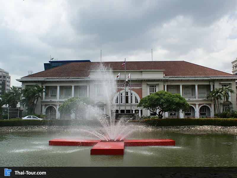 สวนงู สภากาชาดไทย