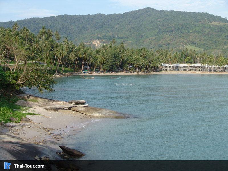 อ่าวขนอม