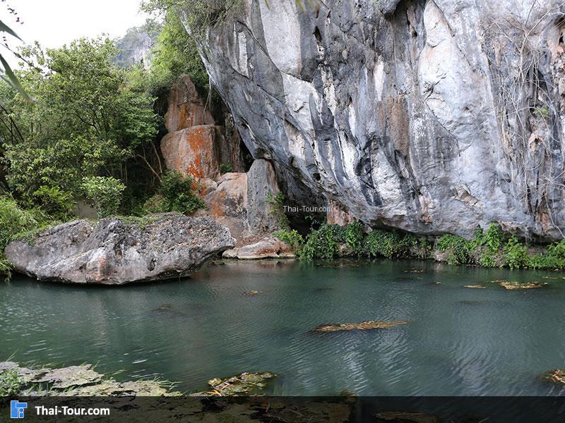 บ่อน้ำร้อนธารน้ำเย็น