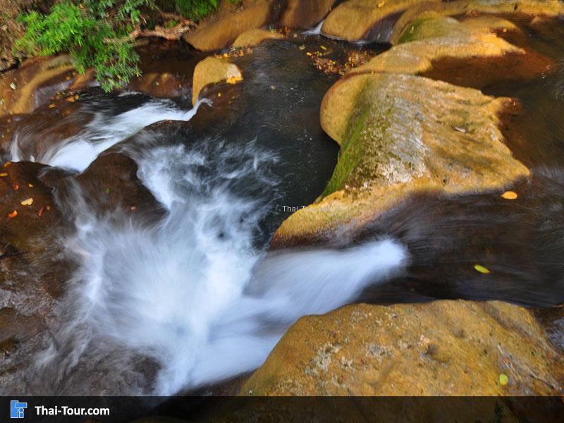 น้ำตกมวกเหล็ก