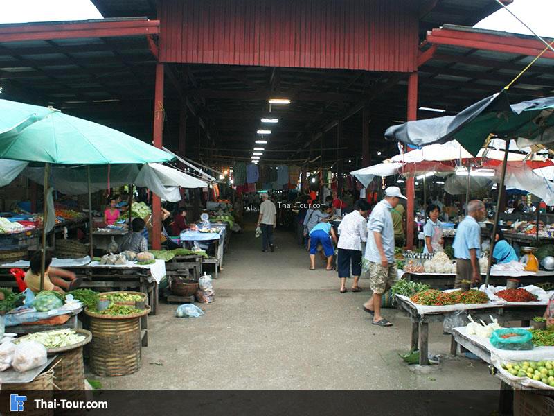 ตลาดยามเช้าแม่สะเรียง