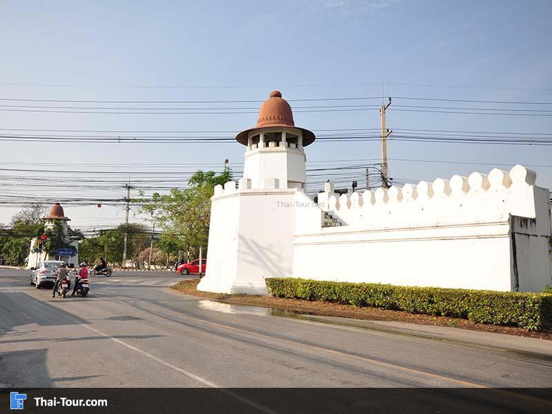 กำแพงคูเมือง