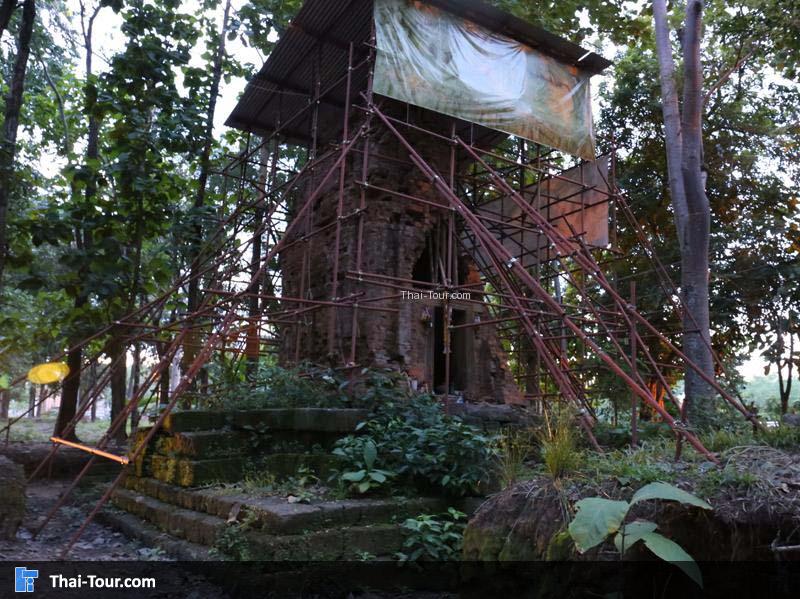 ปราสาทตำหนักไทร