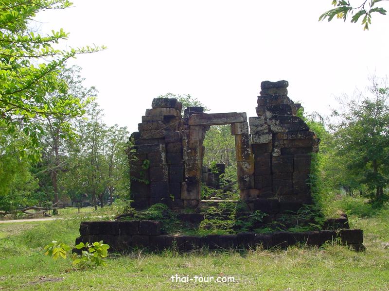 ปราสาทบ้านบุ