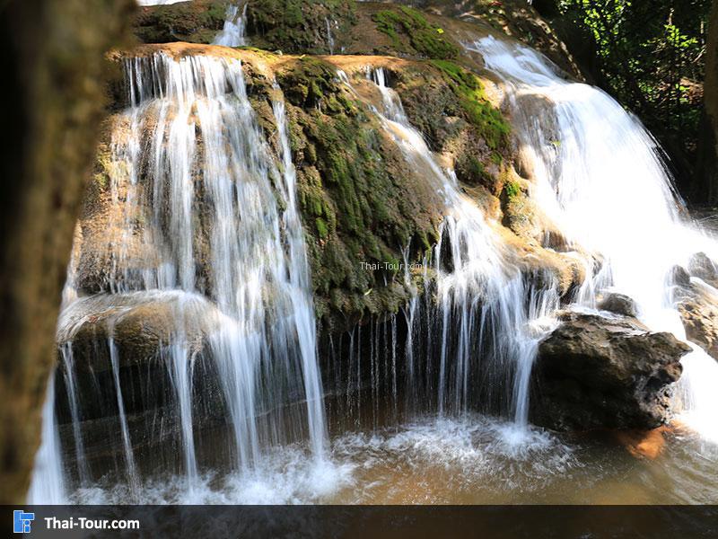 น้ำตกพาเจริญ