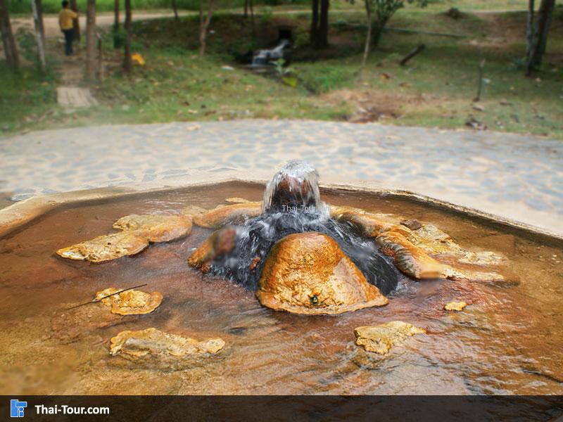 บ่อน้ำร้อนแม่กาษา