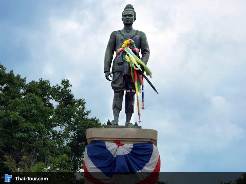 พระบรมราชานุสาวรีย์พระเจ้าอู่ทอง