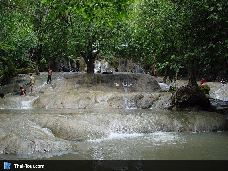 สวนรุกชาติน้ำตกวังก้านเหลือง